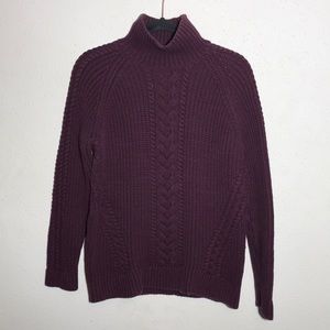 Lululemon turtleneck sz 6